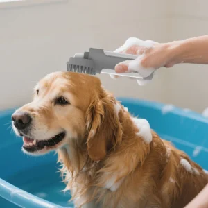 2-in-1 Badebürste für Haustiere